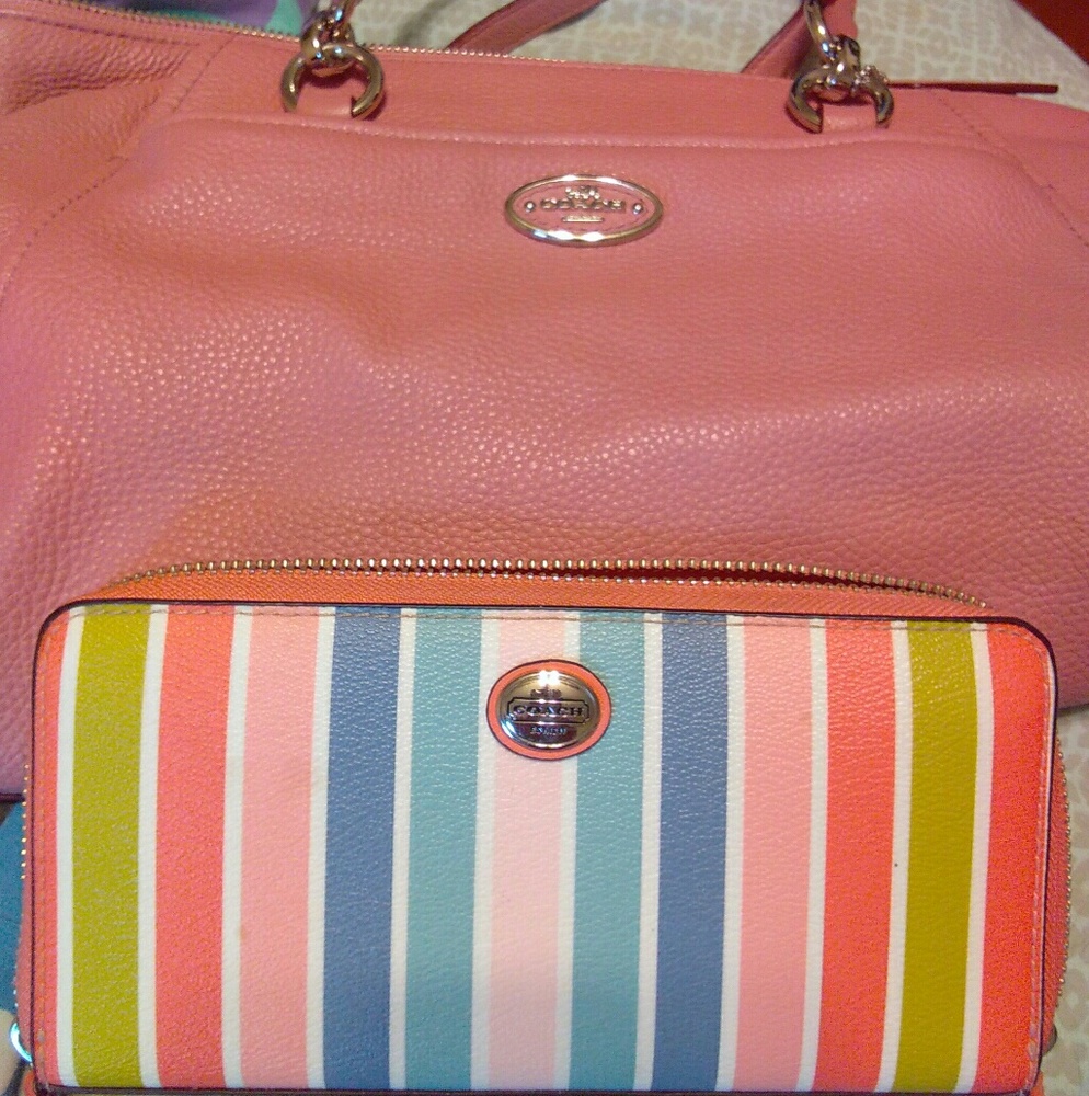 SOLD-Coach Set - Picture 8 of 8